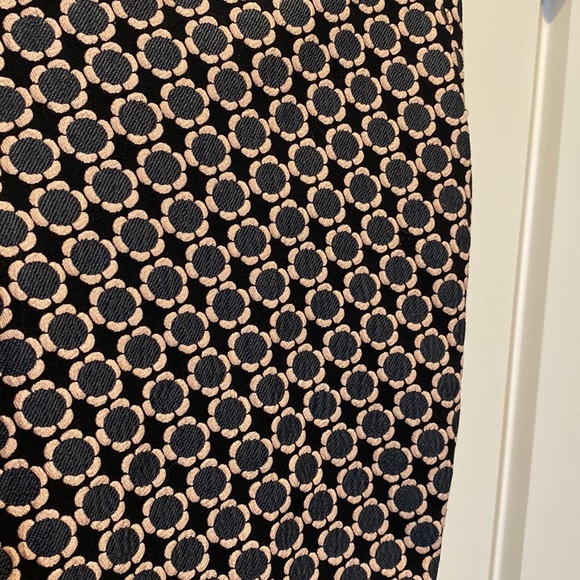 Ann Taylor Signature Pants - Picture 2 of 4